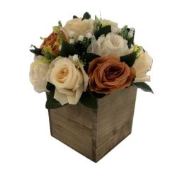 Centre de table cubique en bois