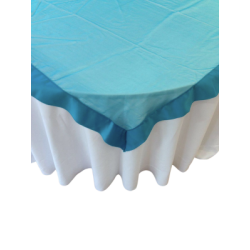 Sur-nappe organza turquoise avec contour en satin